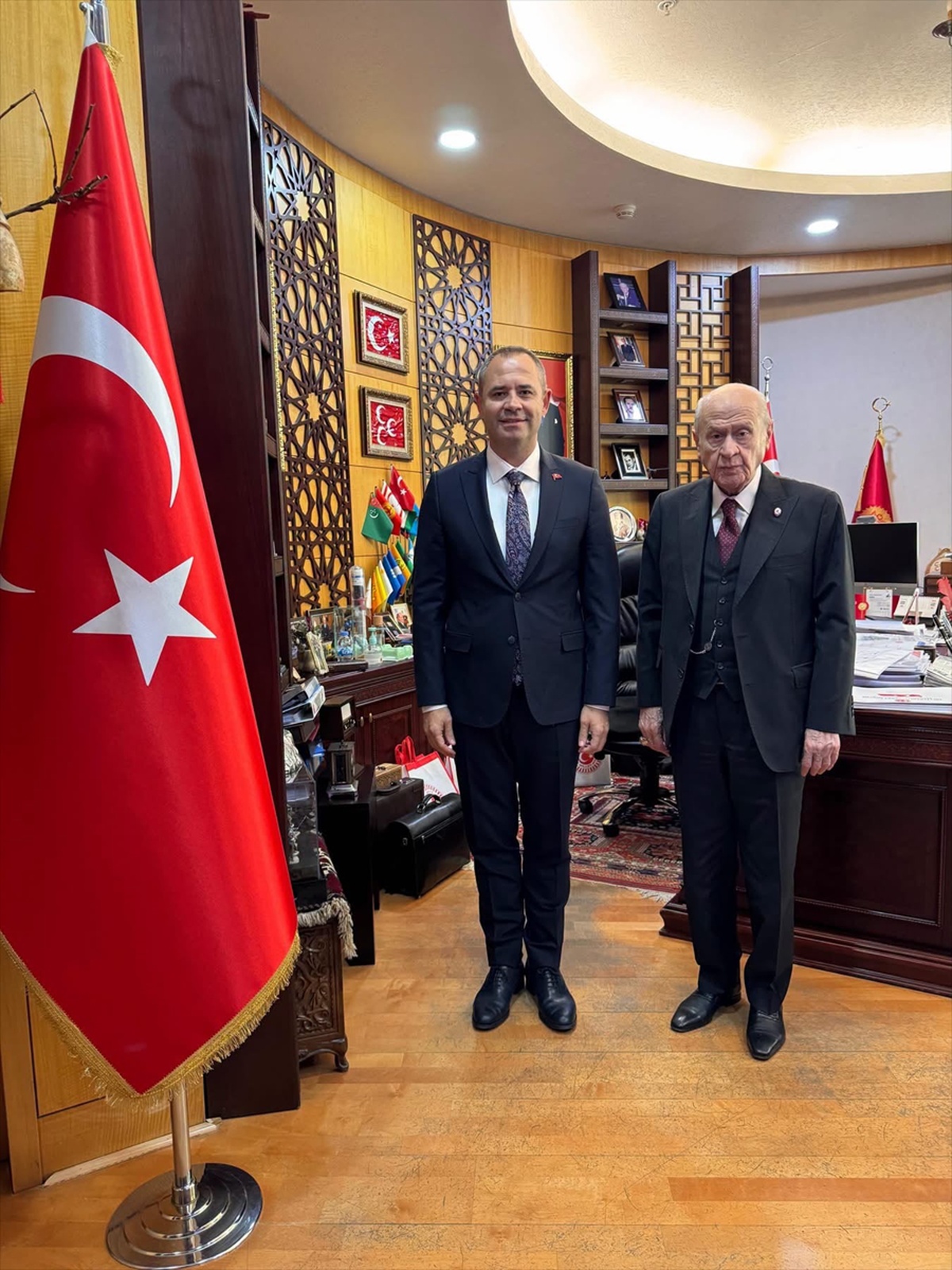 Kırklareli Belediye Başkanı Derya Bulut, Ankara'da Bahçeli'yi ziyaret etti