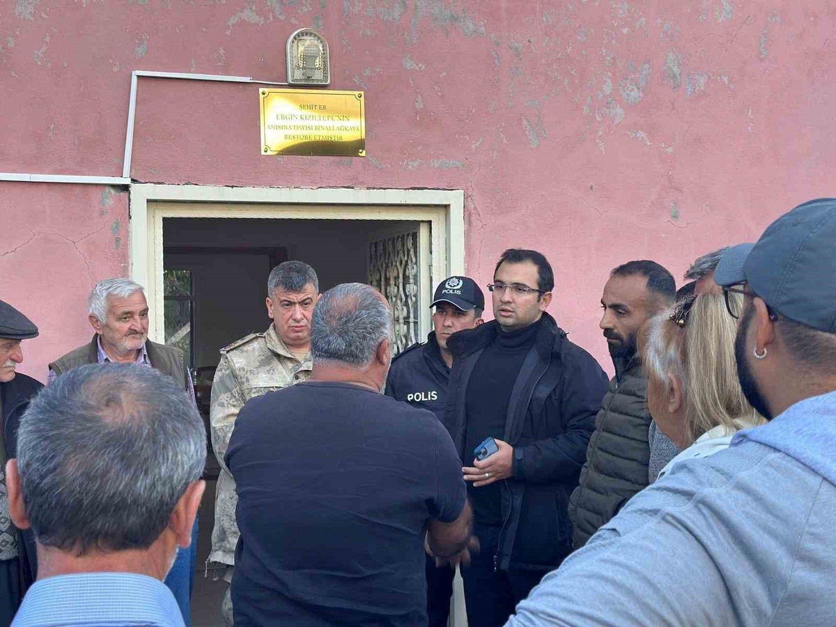 Refahiye Kaymakamı Taşkıran, köy ve mezralarda vatandaşların taleplerini dinledi