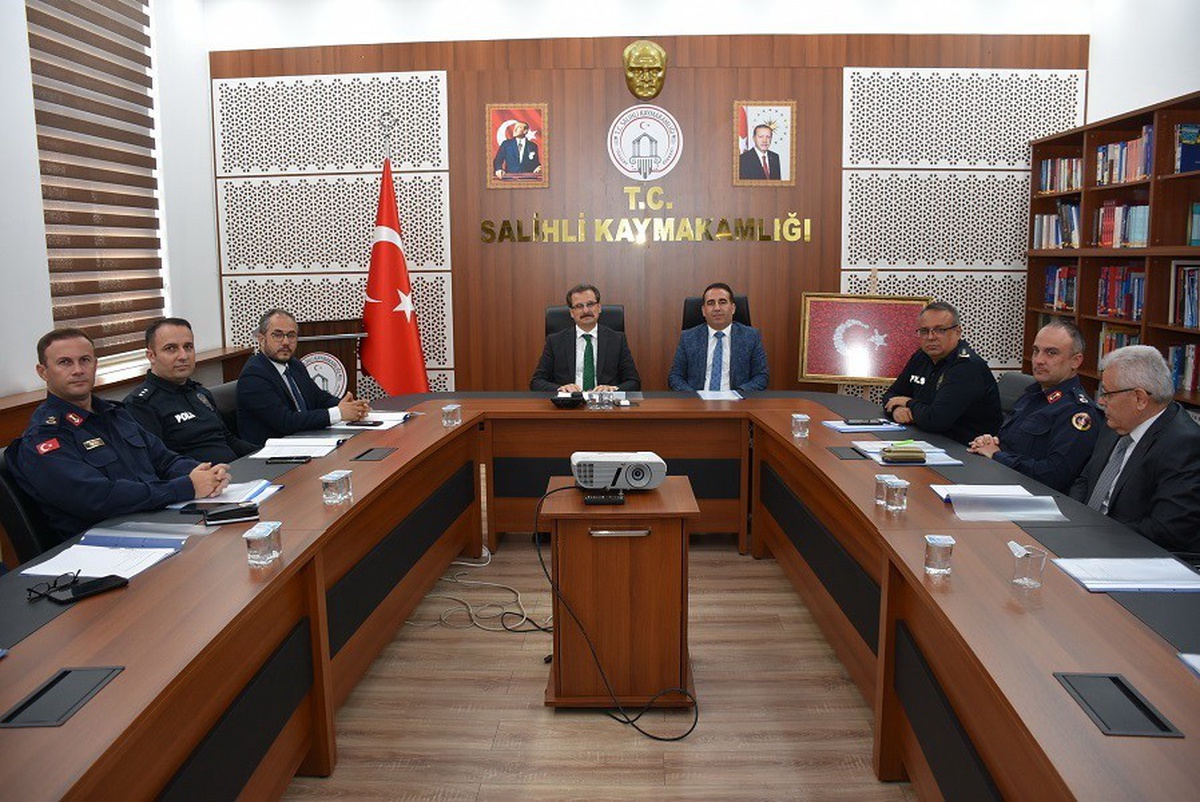 Salihli ve Alaşehir'de 25 Ekim 2026 KPSS için koordinasyon toplantısı yapıldı