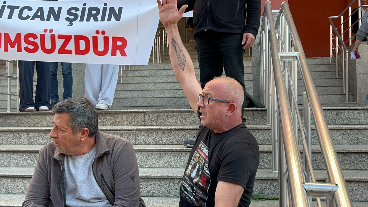 Ümitcan Şirin davasında karar çıktı! Cezaları az bulan baba adliye merdivenlerine çöktü