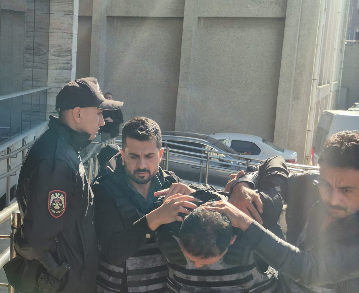 Zonguldak'ta uzaklaştırma kararı olan şüpheli, eşini ve araya giren genci vurdu! Ormanda yakalandı