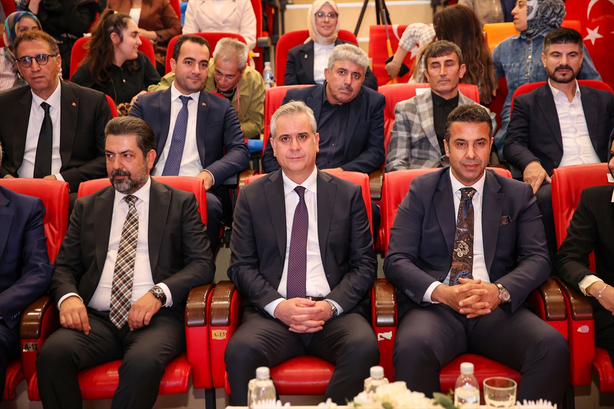 AK Parti Genel Başkan Yardımcısı Yalçın, Diyarbakır'da AK Parti İl Danışma Meclisi Toplantısı'nda konuştu: