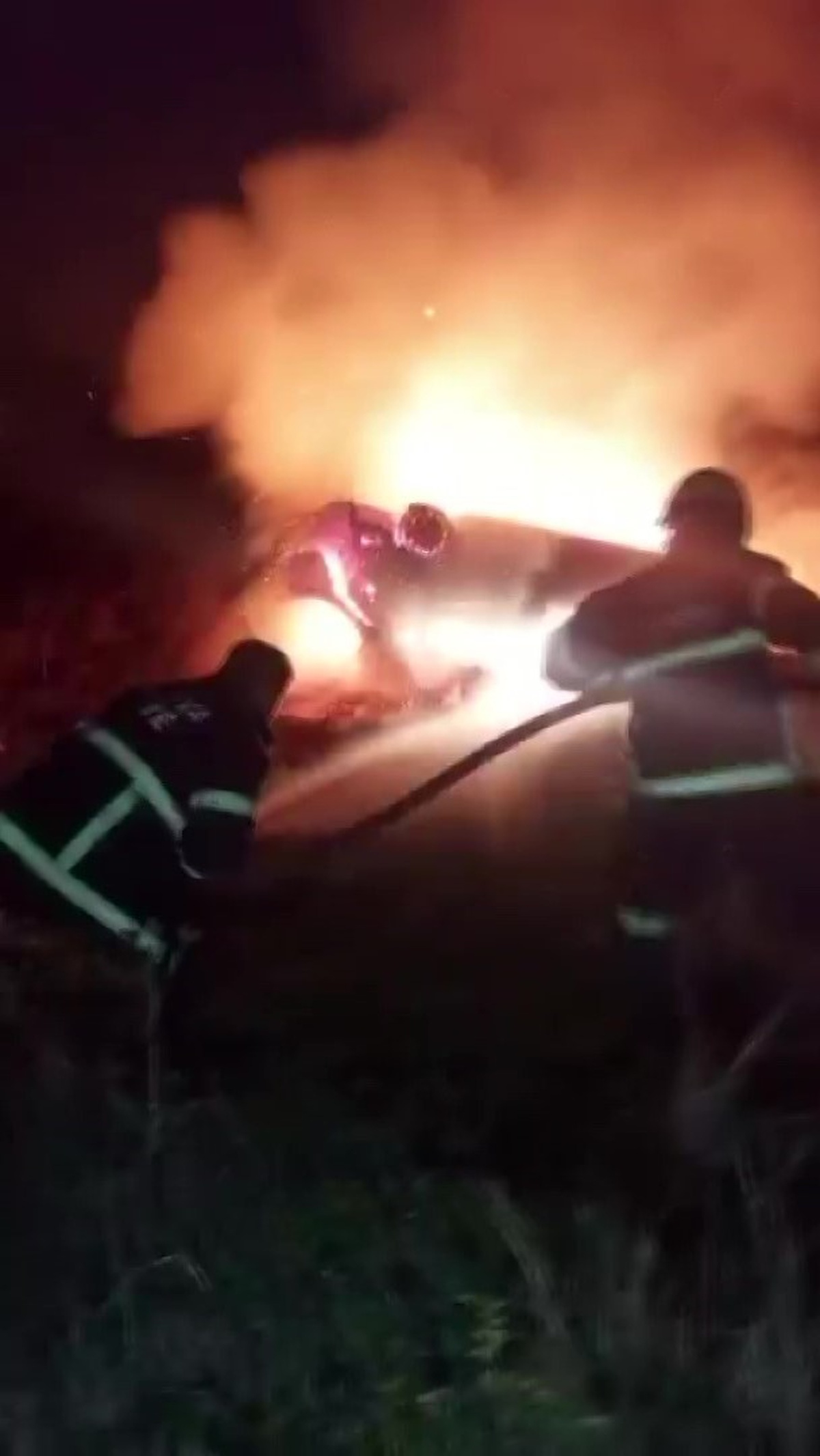 Amasya Suluova'da takla atan otomobil alev aldı, sürücü yaralandı