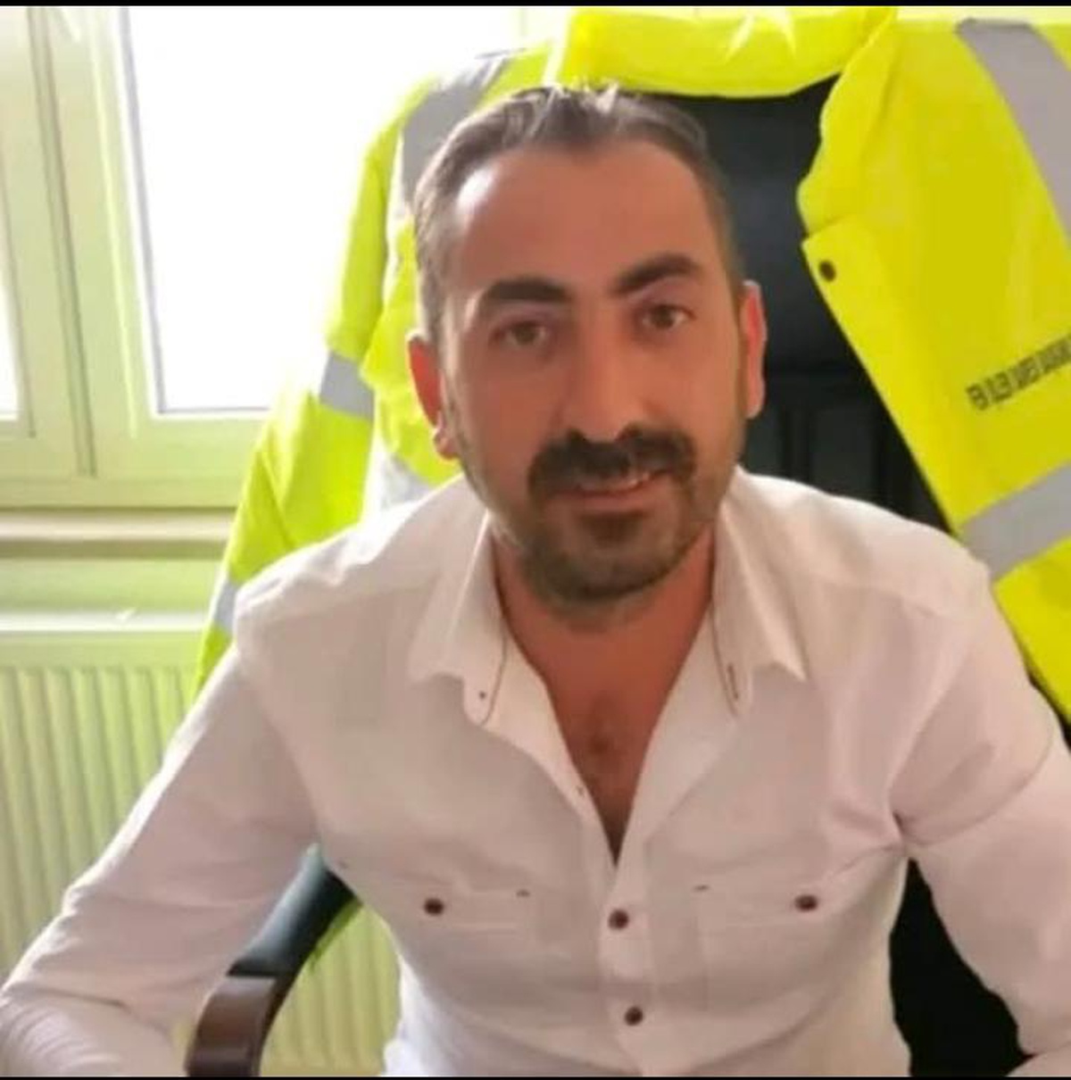 Eski ev arkadaşını öldürüp kanlar içinde görüntülerini paylaştı