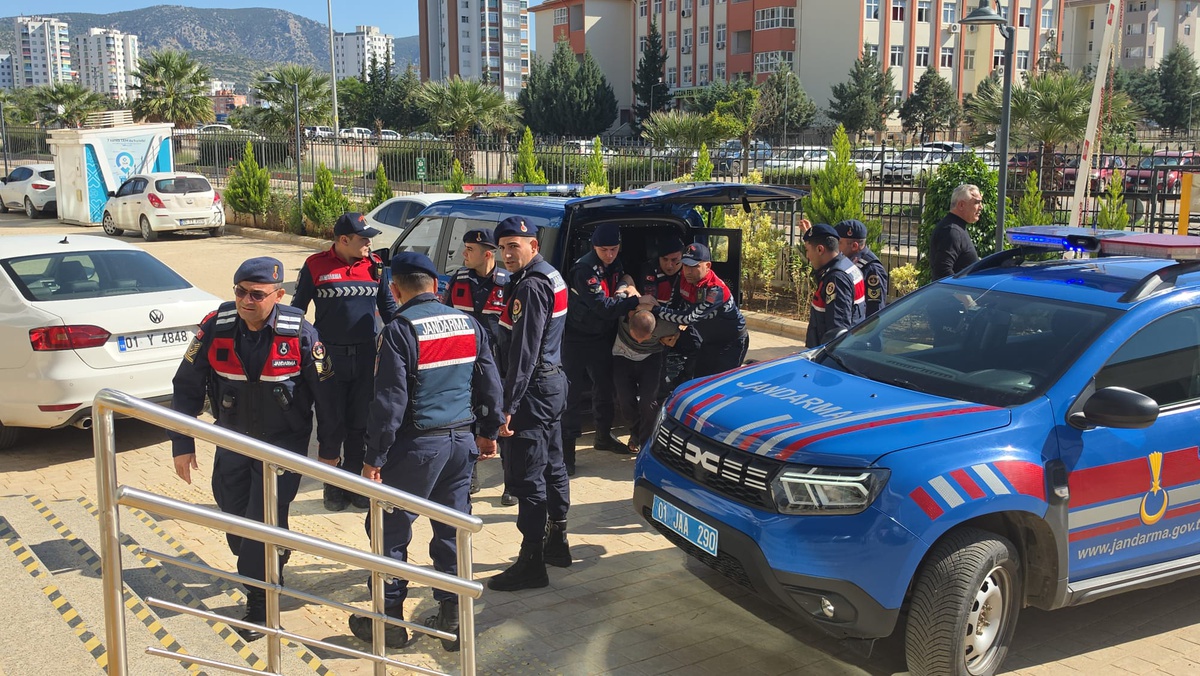 Arkadaşlık teklifini reddettiği kişi tarafından öldürülen Sevda, toprağa verildi