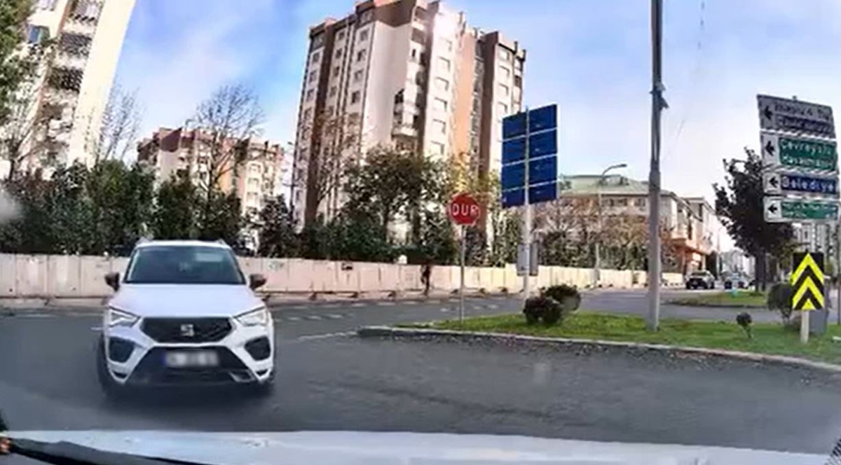 Başakşehir'de ters yönde dönüşte ısrar eden sürücüye 11 bin lira ceza verildi