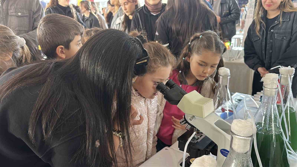Burdur'daki TÜBİTAK bilim şenliğinde en az 5 bin katılımcıya ulaşma hedefi