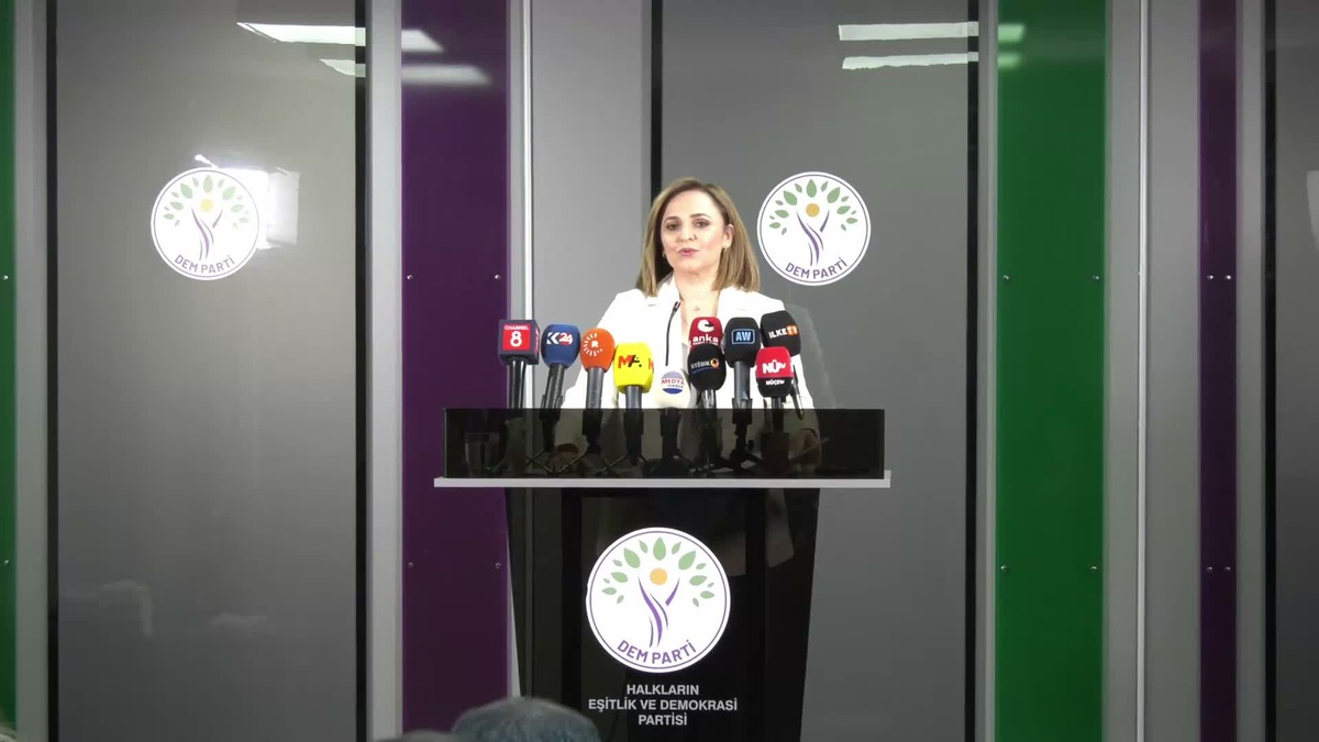 DEM Partili Doğan, Barış ve Siyasallaşma Kurulunun neden bekletildiğini sordu