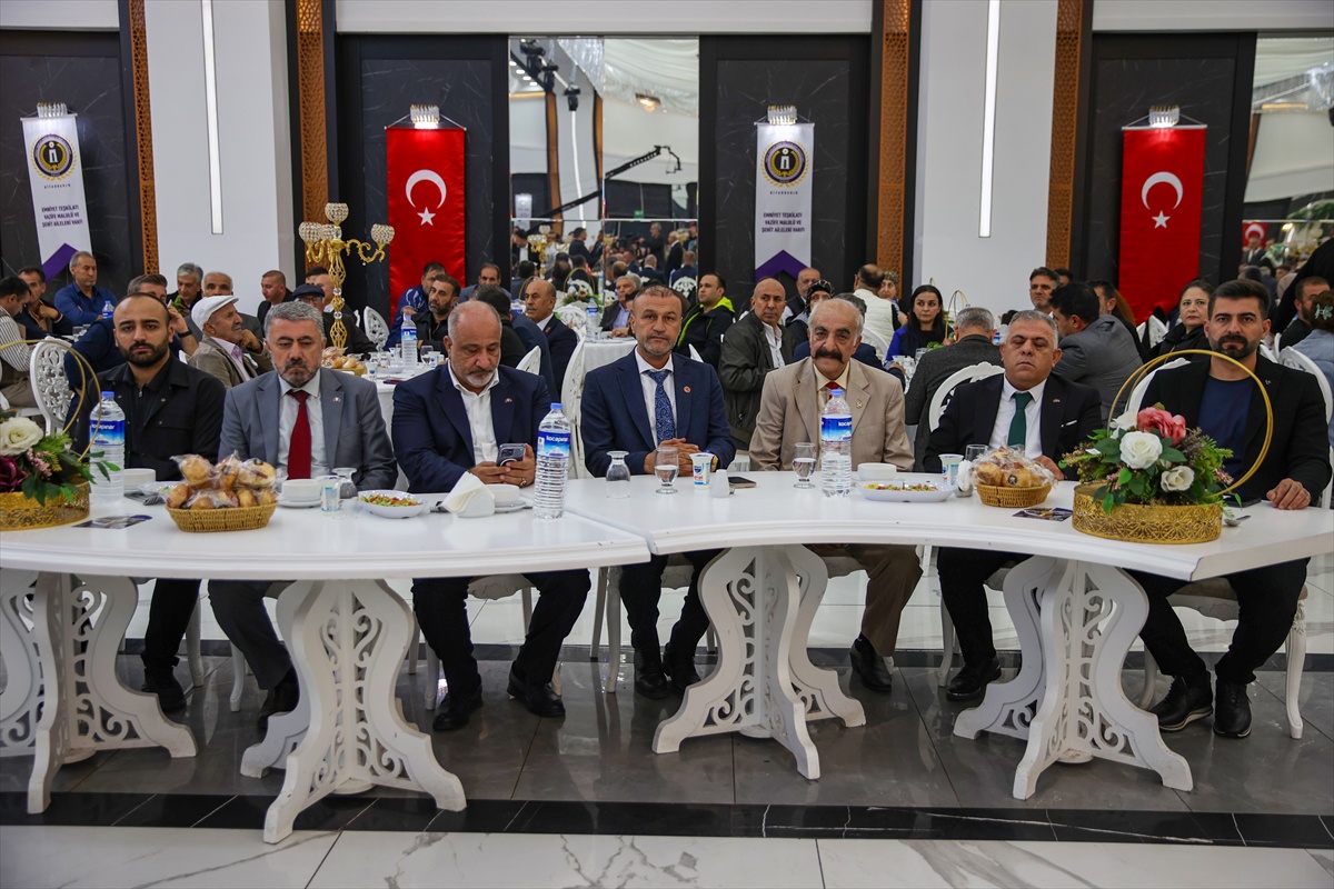 Diyarbakır'da şehit yakınları ve gaziler dayanışma ve onur yemeğinde buluştu