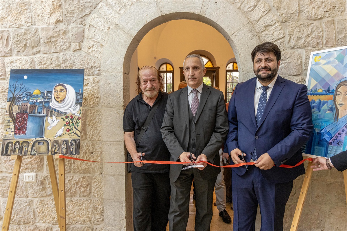 Filistinli sanatçıların 'Kudüs Hikayeleri' sergisi Doğu Kudüs'te açıldı
