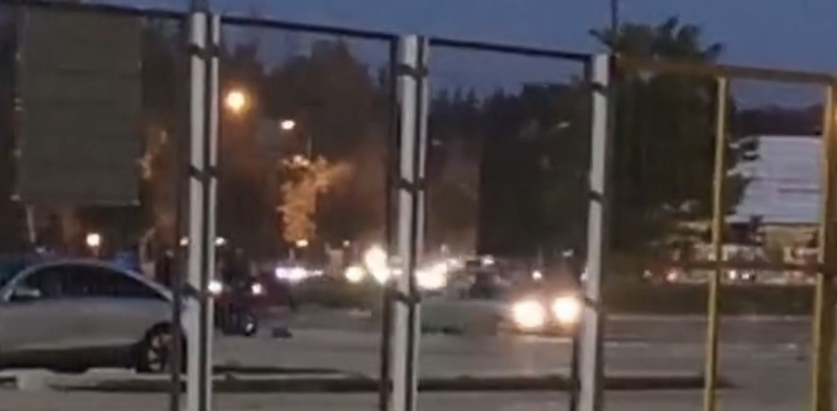 Eskişehir'de stadyum otoparkında drift yapan otomobil cep telefonuyla görüntülendi