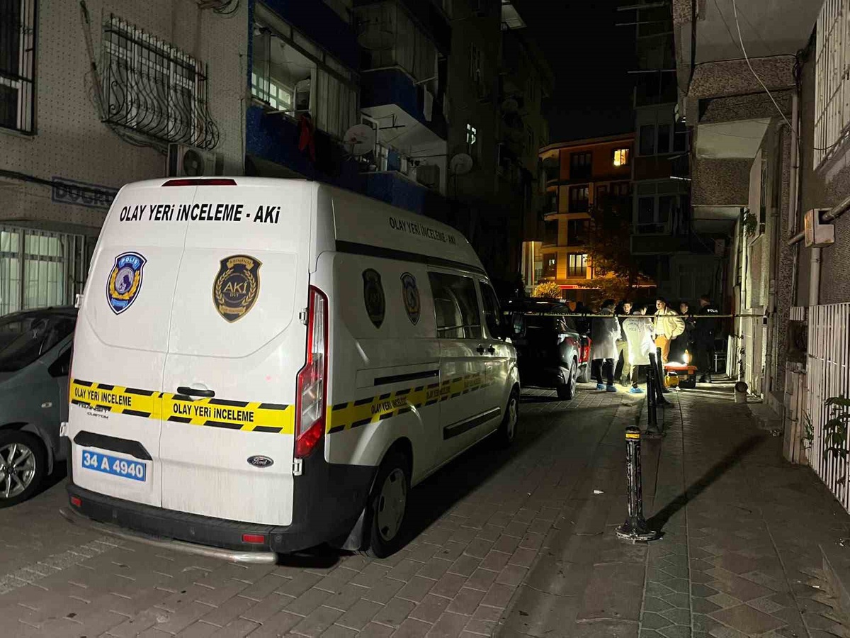 İstanbul Zeytinburnu'nda ekiplere ateş açan şüpheli bacağından vurularak yakalandı