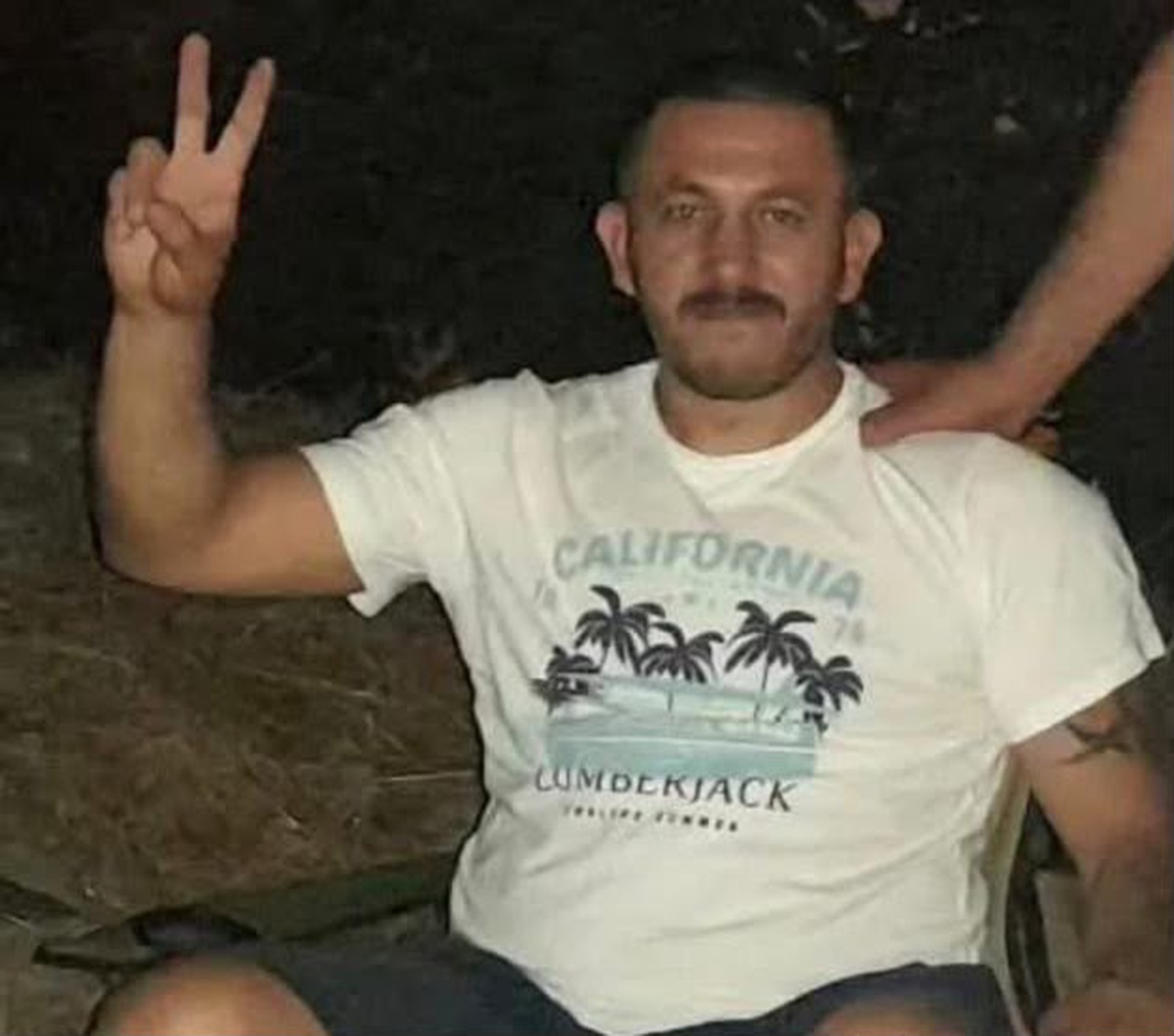 Kağıthane'de taksi şoförü Eser Aktaş, eski eşi adına kayıtlı araçta vurularak öldü