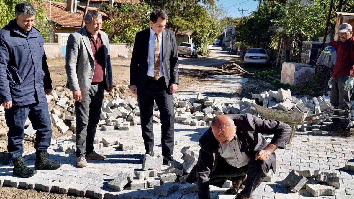 Kaymakam Atam, Hisarcık'ta köylerde süren yapım işlerini yerinde inceledi