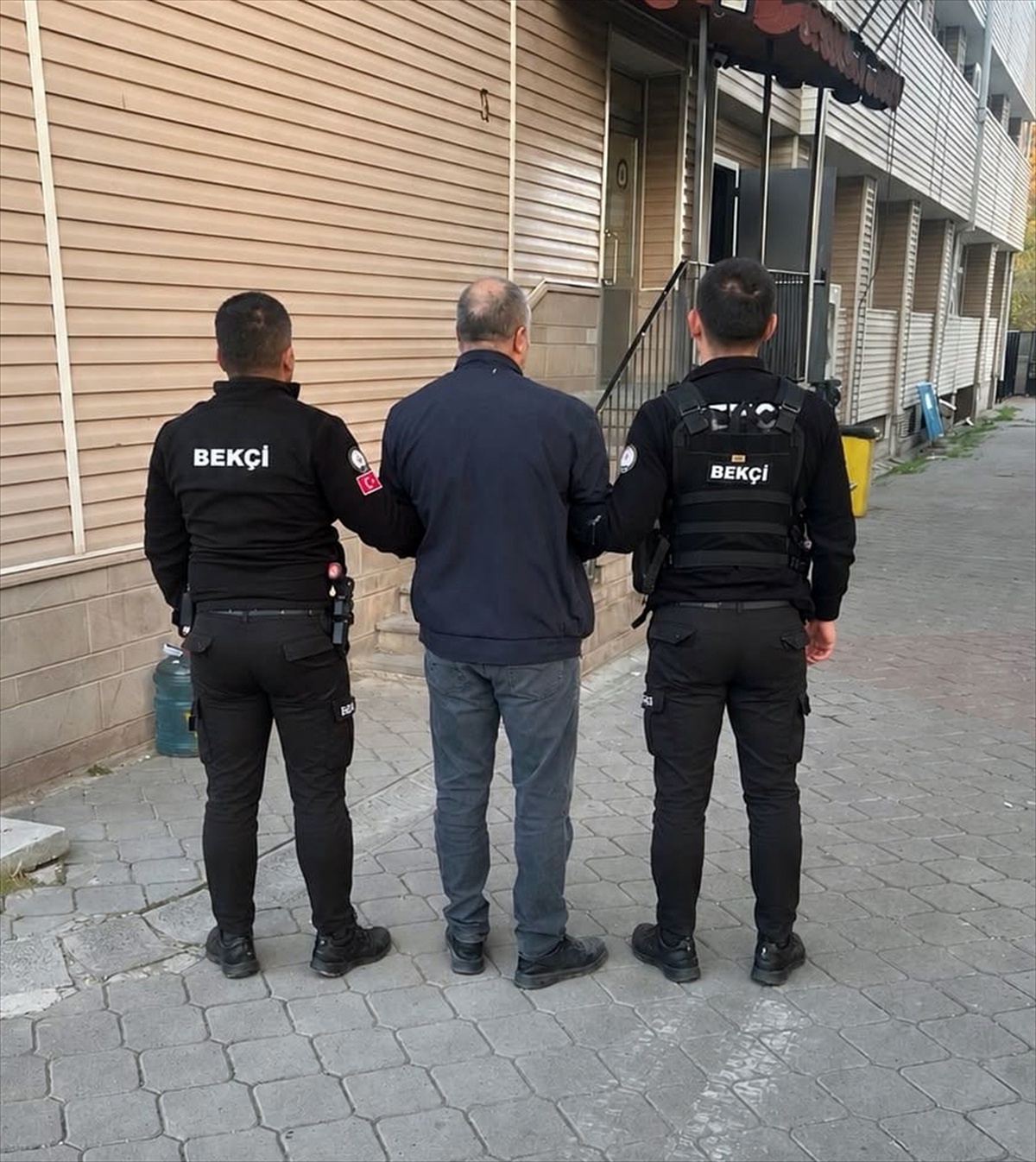 Kırıkkale'de haklarında 6 yıl 3 aya kadar hapis cezası bulunan 4 firari yakalandı