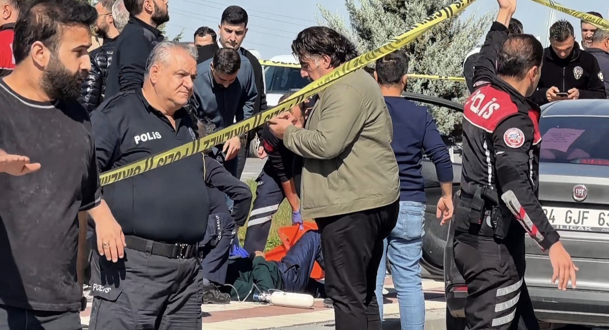 Malatya'da eşini bıçakla öldüren Akbulut, kendini boğazından yaralayıp öldü