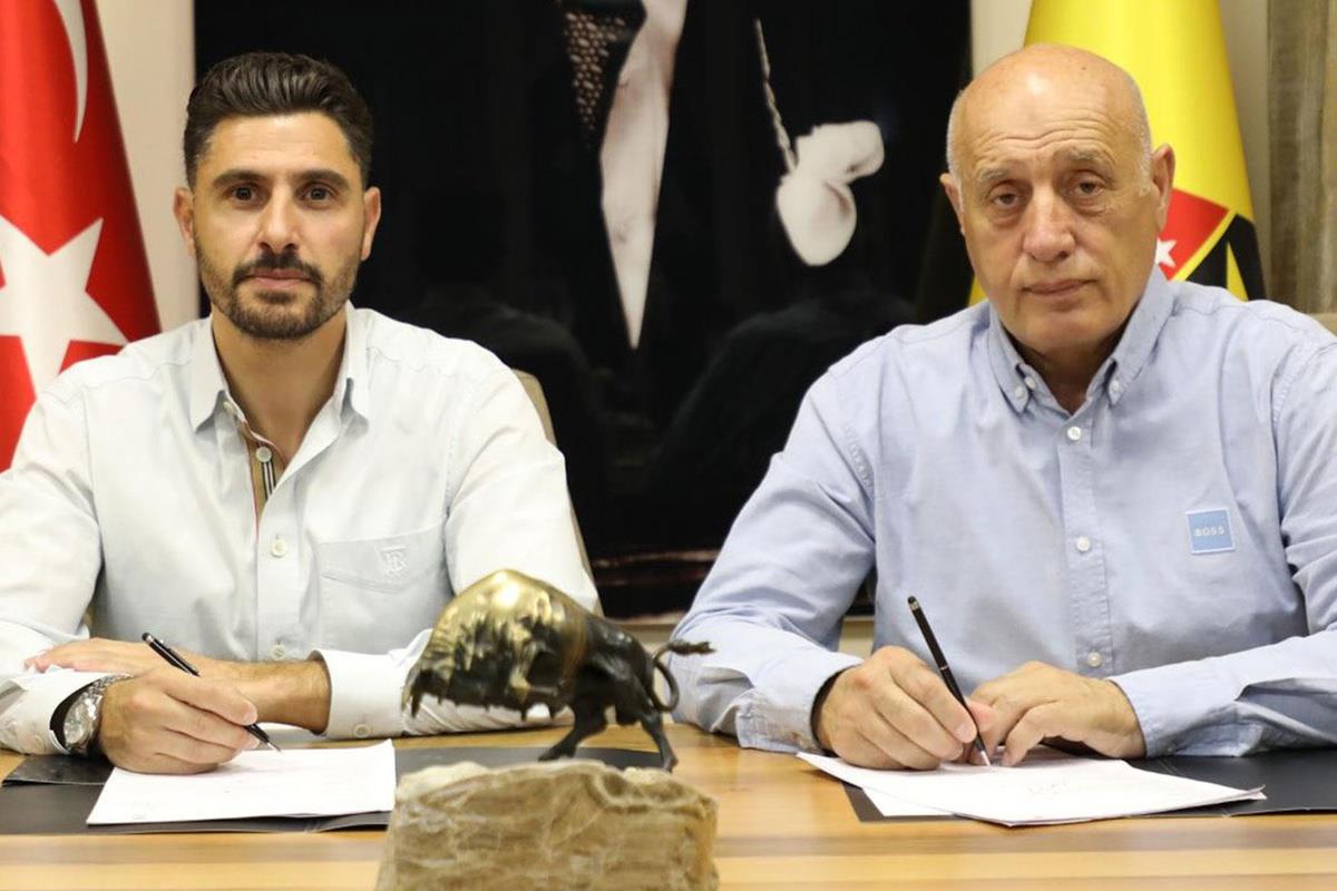 İstanbulspor'un yeni teknik direktörü Özer Hurmacı kimdir, nerelerde oynadı?