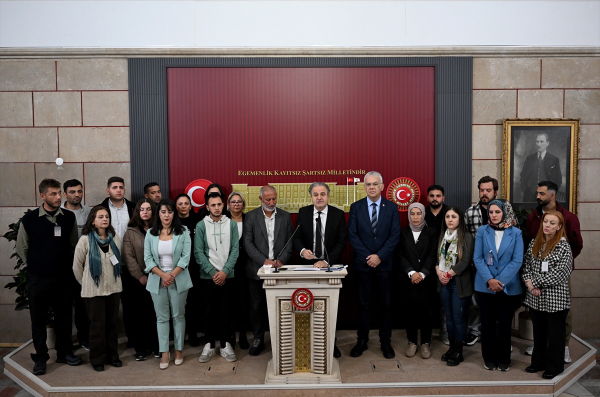 Kayıhan Pala'dan Aliağa'daki işten çıkarmalara tepki