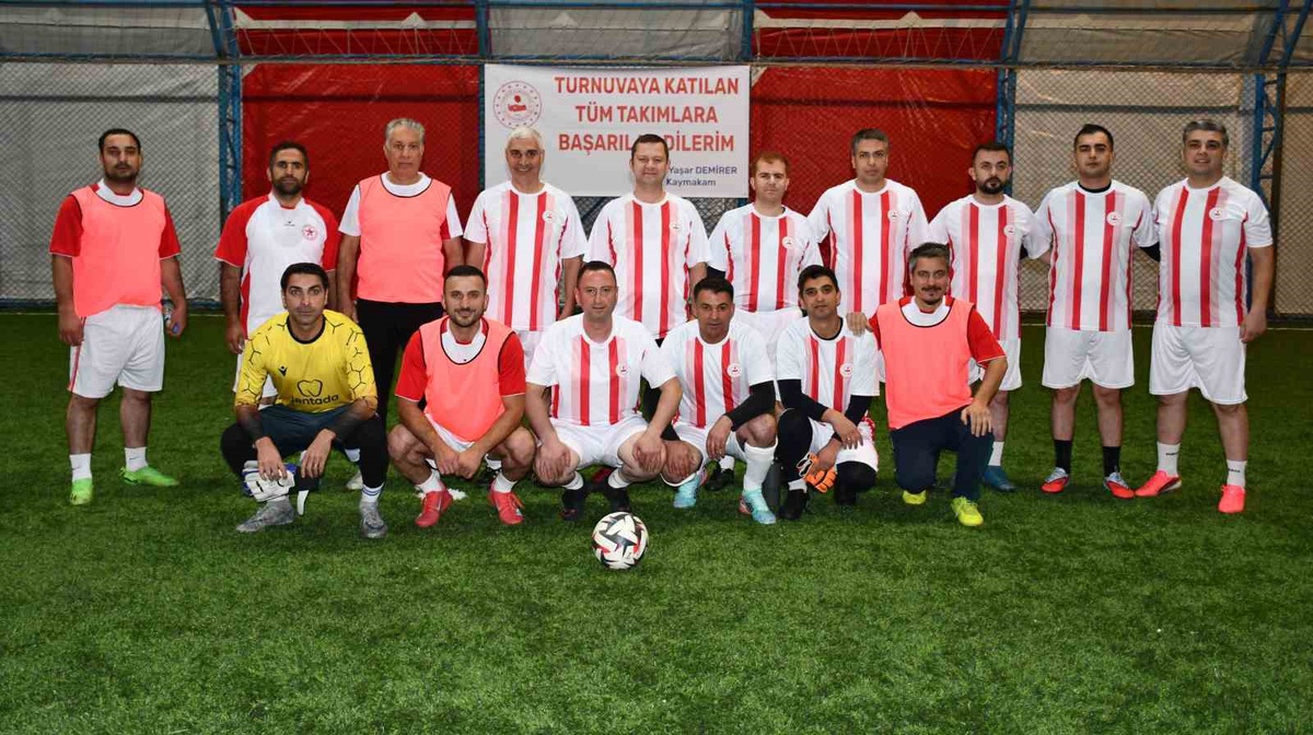 Tatvan’da kurumlar arası futbol turnuvası başladı