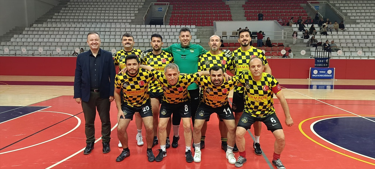 Tekirdağ İl Sağlık Müdürlüğü futsal turnuvasını namağlup şampiyon tamamladı