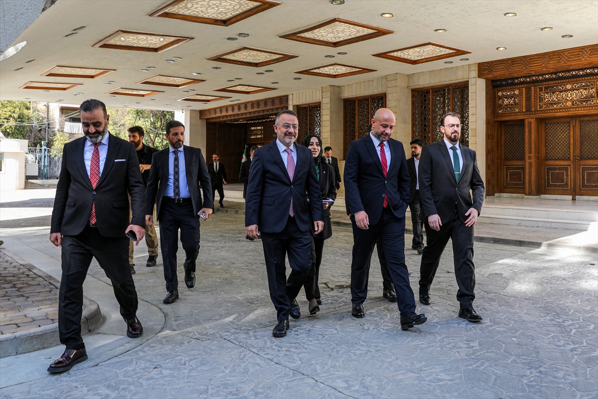 Türkiye'nin Şam Büyükelçisi Yılmaz, Suriye Afet Yönetimi Bakanı ile işbirliğini görüştü