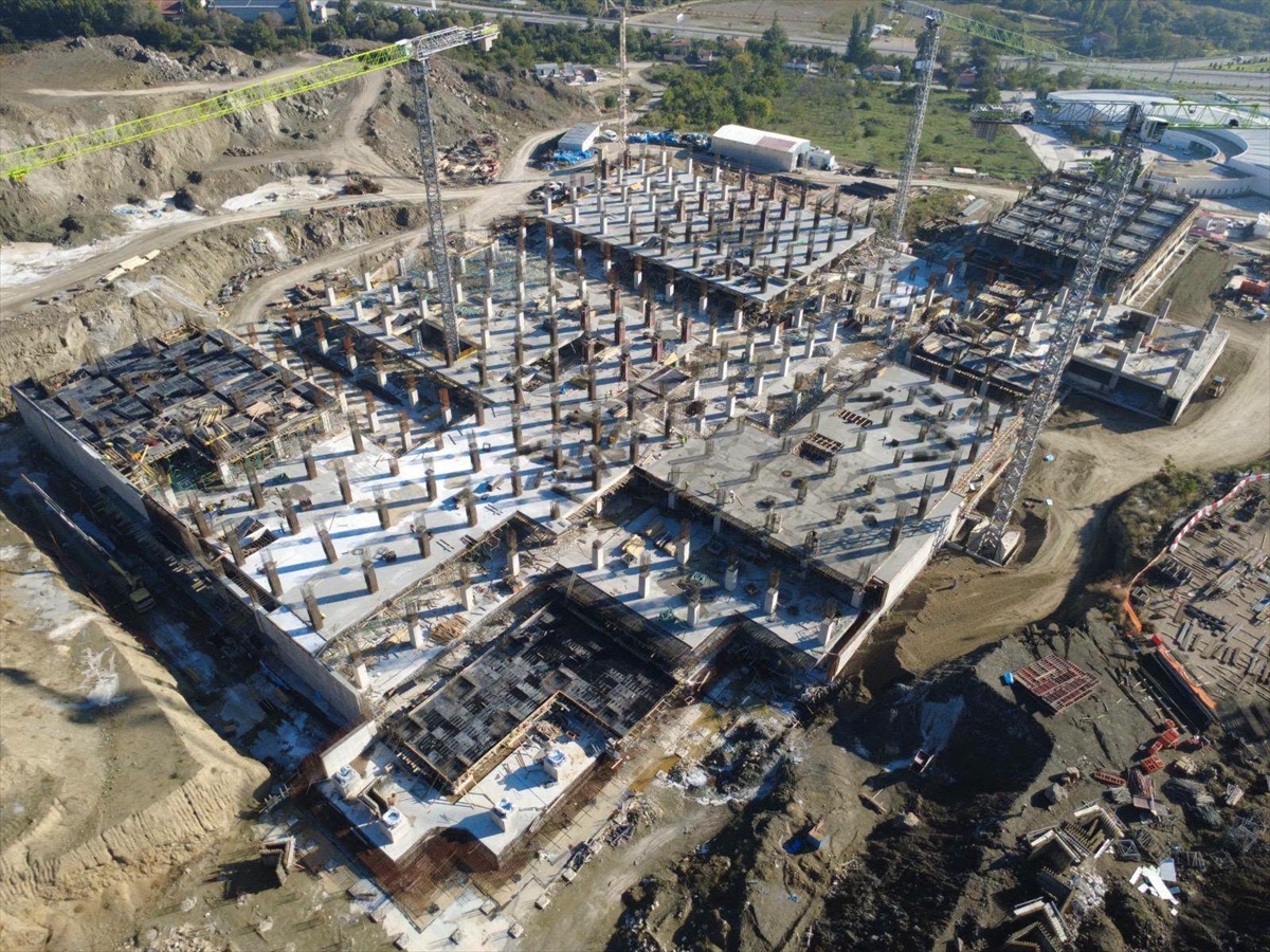 Amasya'da 600 yataklı devlet hastanesi inşaatında fiziki gerçekleşme yüzde 38 oldu
