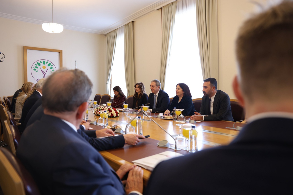 Bakırhan, Lüksemburg Parlamento Heyeti ile Türkiye-AB ilişkilerini görüştü