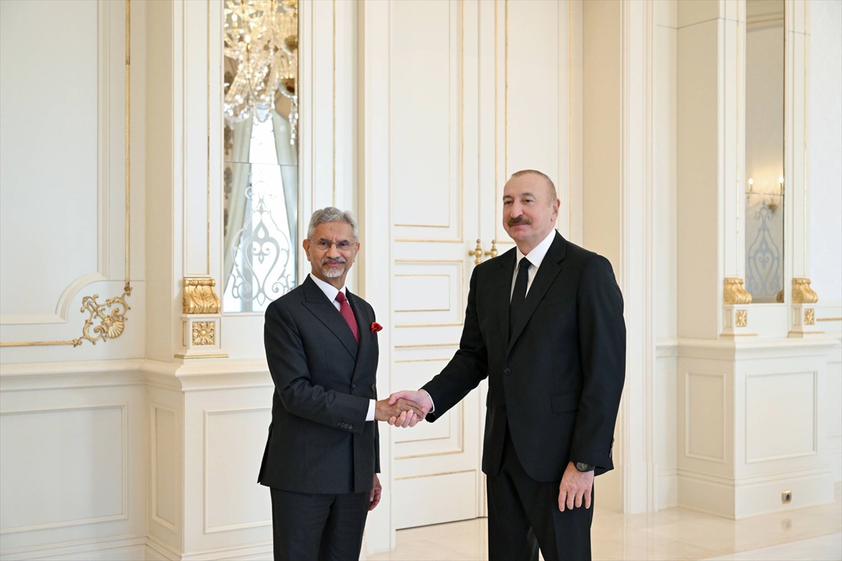 Bakü'de Aliyev, Hindistan Dışişleri Bakanı Jaishankar'dan Modi'nin selamını aldı