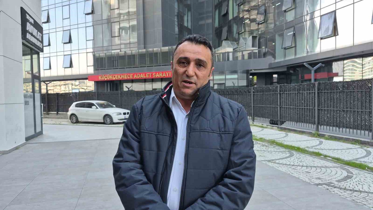 Başakşehir’de 2 polis memurunun şehit olduğu trafik kazasına ilişkin davada 19 yaşındaki sürücü hakim karşısında