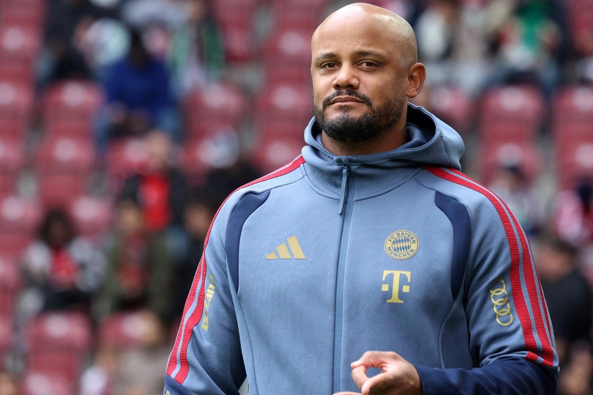 Bayern Münih Teknik Direktörü Kompany fenalaşarak hastaneye kaldırıldı