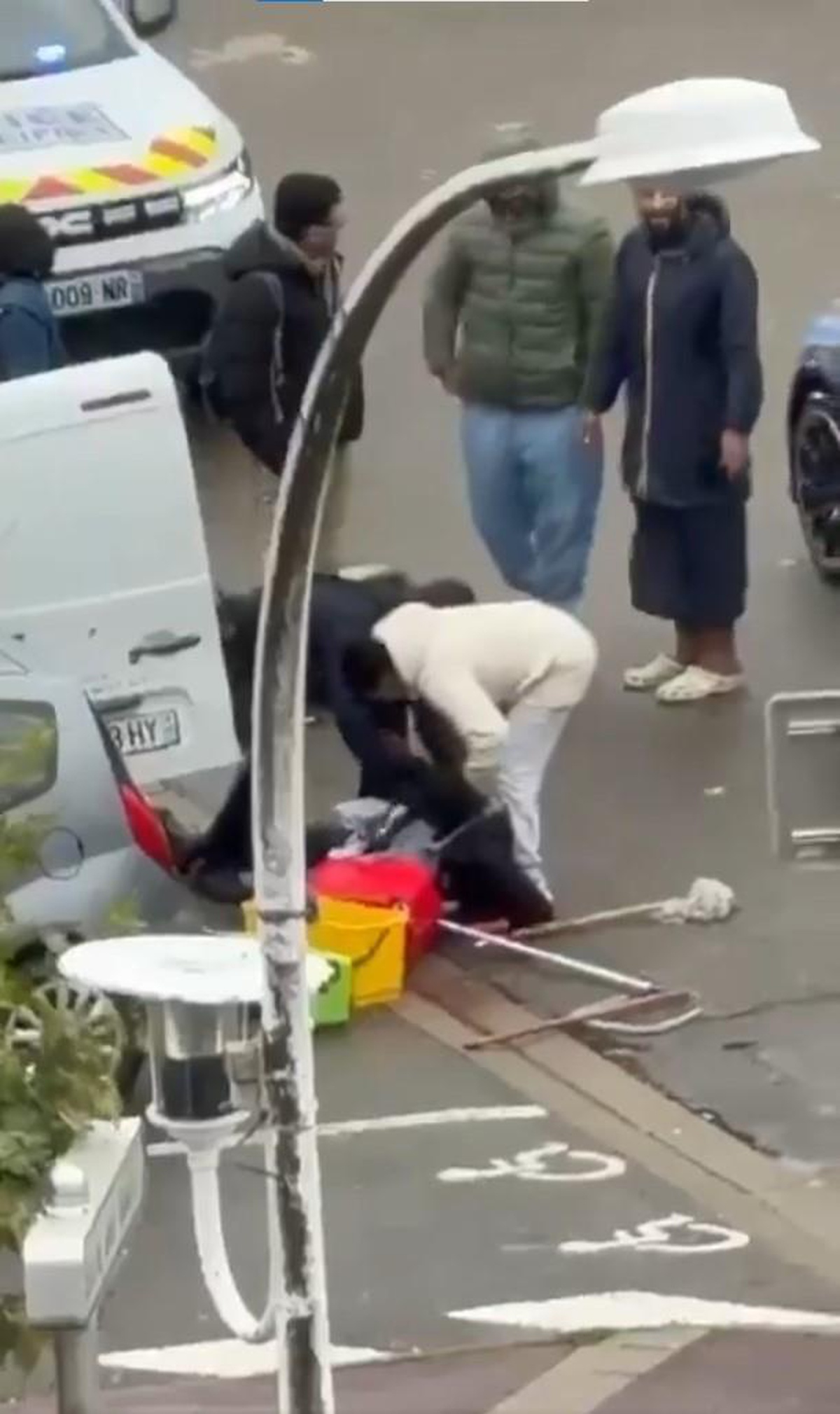 Fransa'da silahlı saldırıda 1 kişi öldü, 5 kişi yaralandı