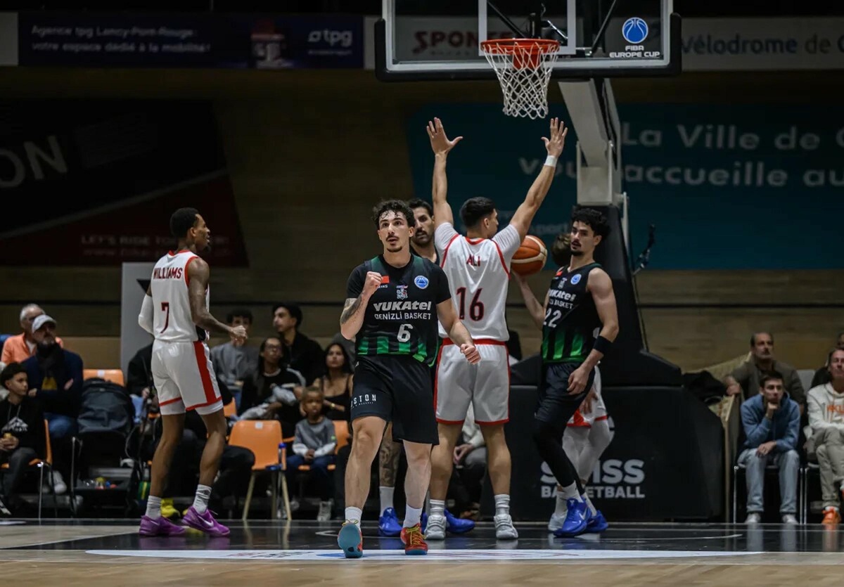 Ligde 4 maçın 3'ünü kaybeden Denizli Basket, Türk Telekom deplasmanında çıkış arıyor