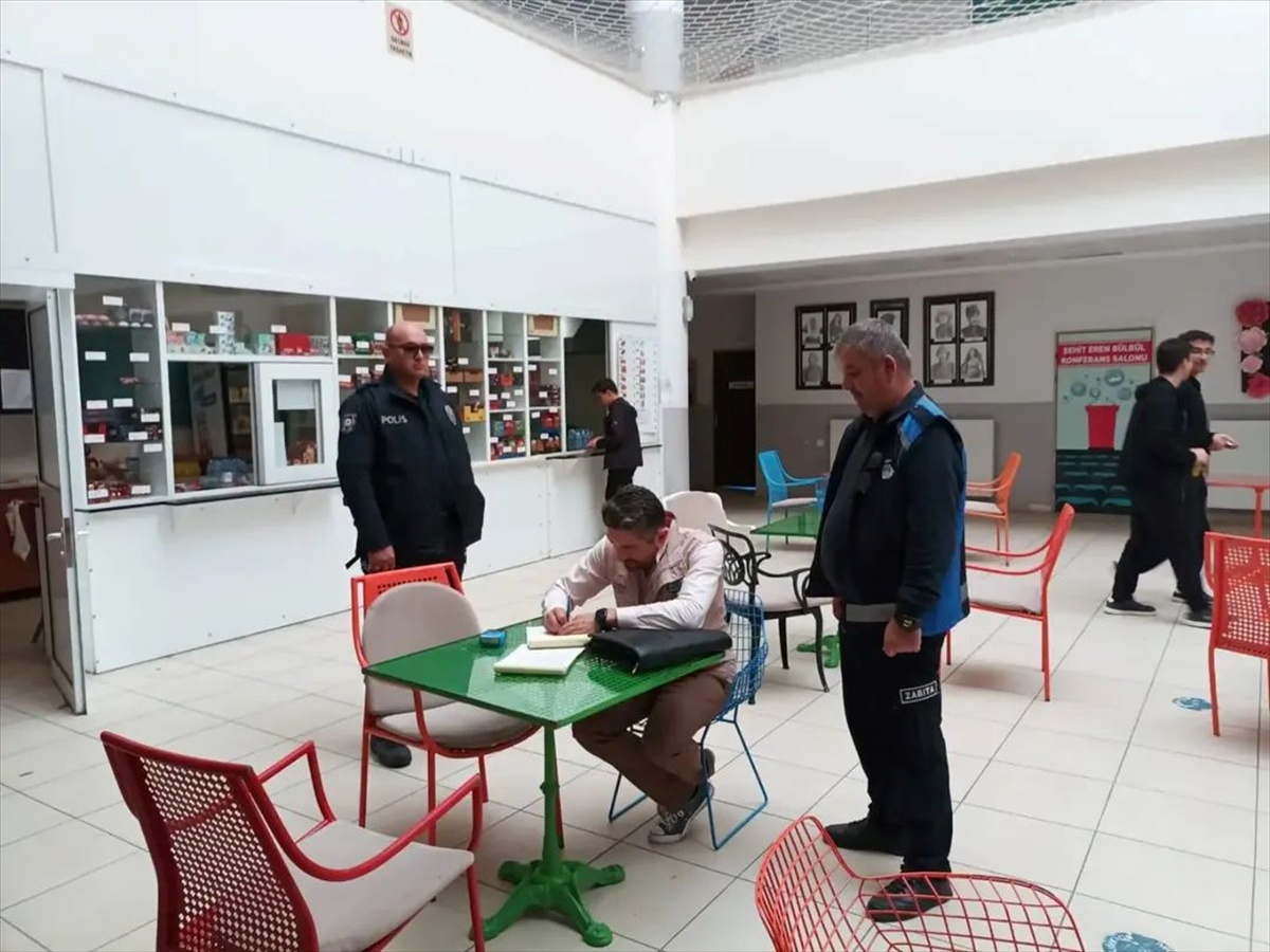 Samsun 19 Mayıs'ta okul kantinleri zabıta, tarım ve polis ekiplerince denetlendi