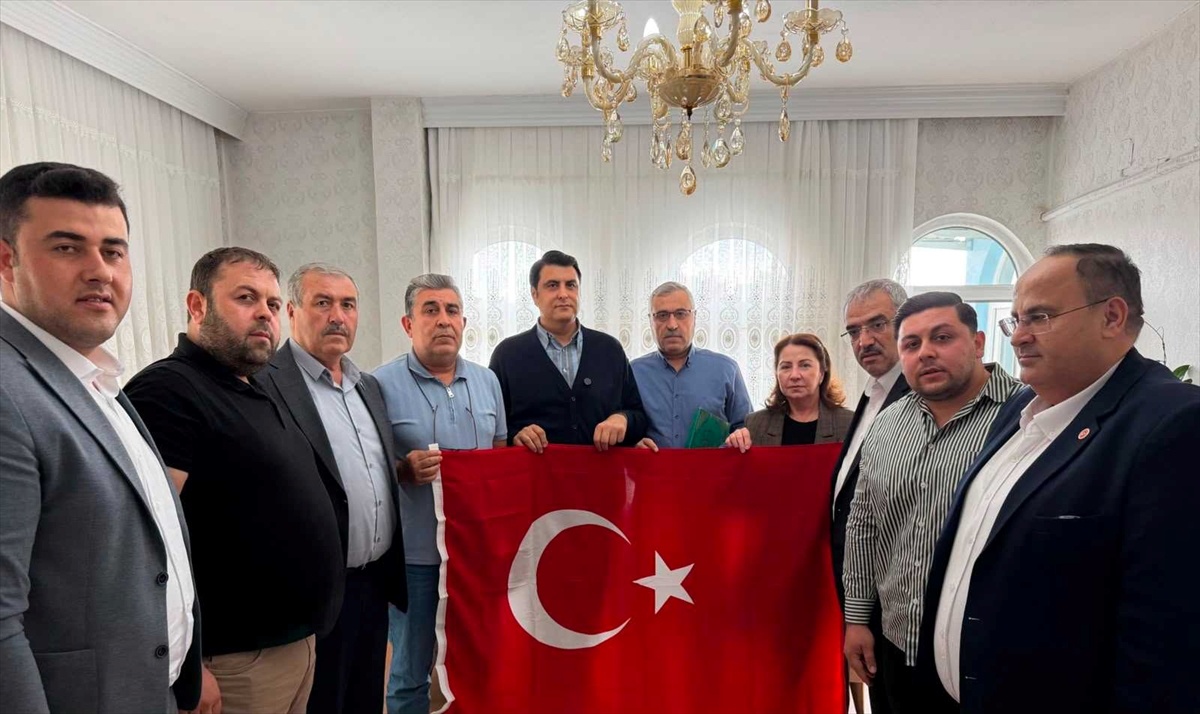 Şehitkamil Belediye Başkanı Yılmaz, şehit ailelerini ziyaret etti