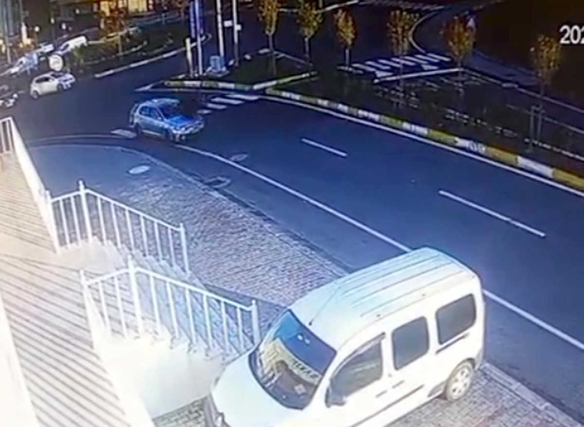 Tekirdağ'da yaya geçidinde 2 öğretmene çarpan otomobil sürücüsü tutuklandı