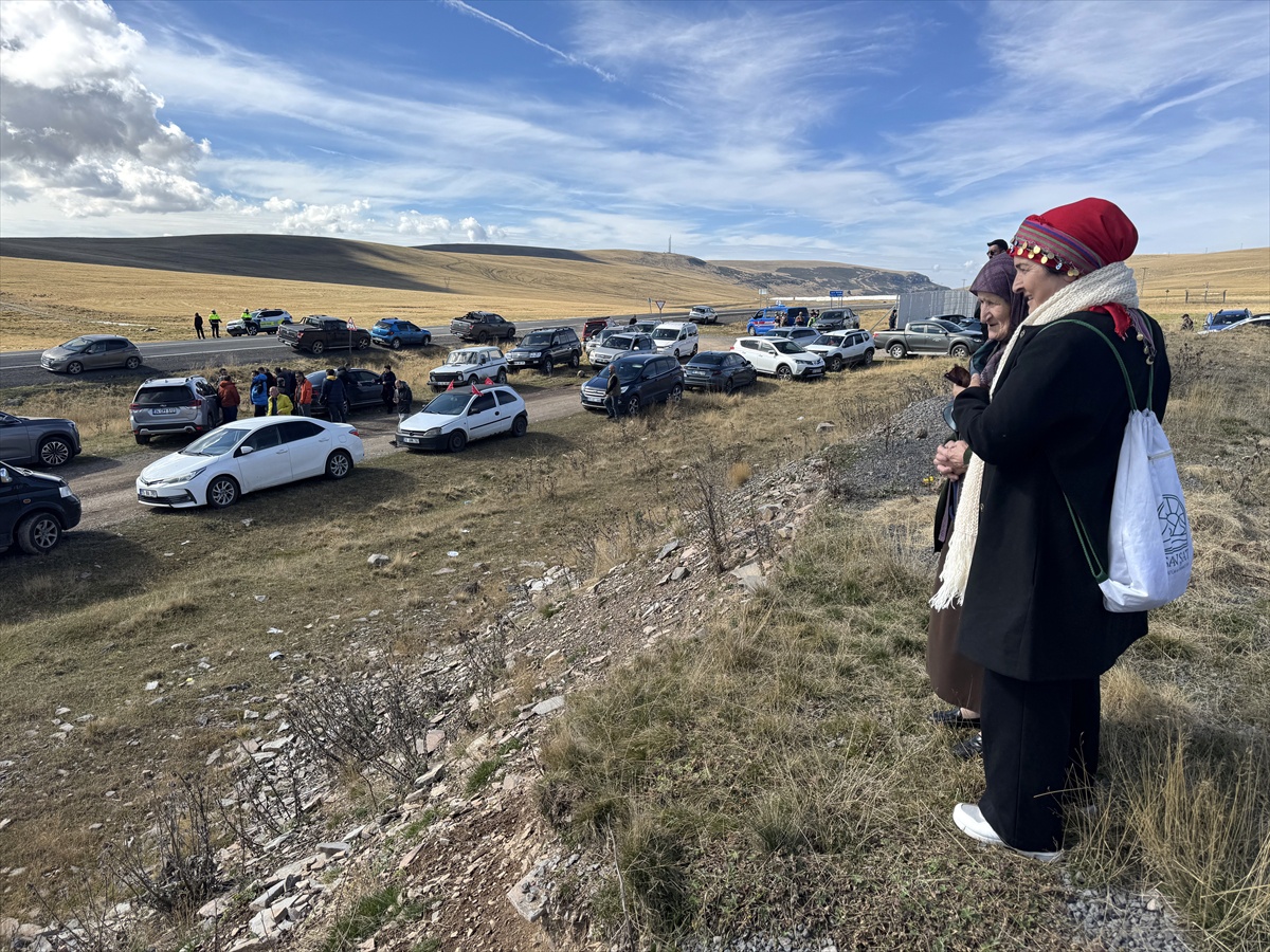 Ardahan ve Artvin STK'ları, 2 bin 470 rakımlı Sahara Geçidi'ne tünel istedi