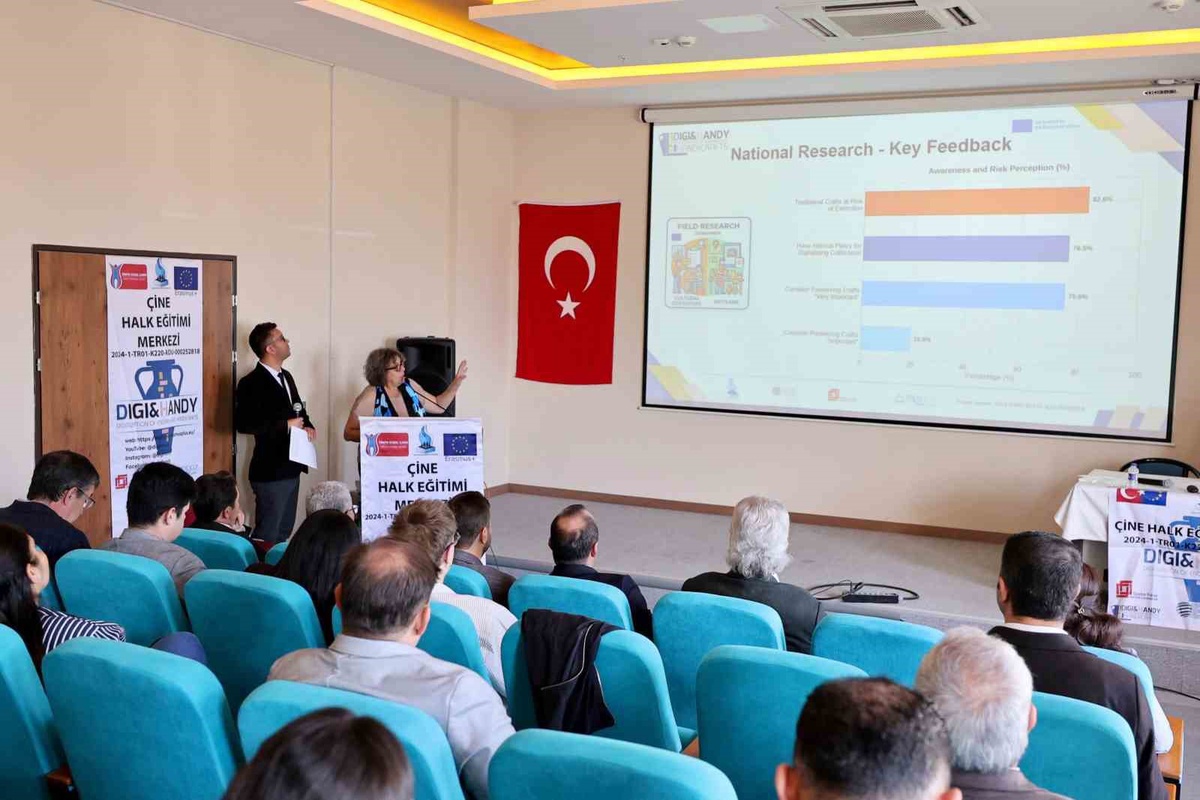 Aydın Çine'de Erasmus+ DIGI&HANDY projesinin yaygınlaştırma etkinliği yapıldı