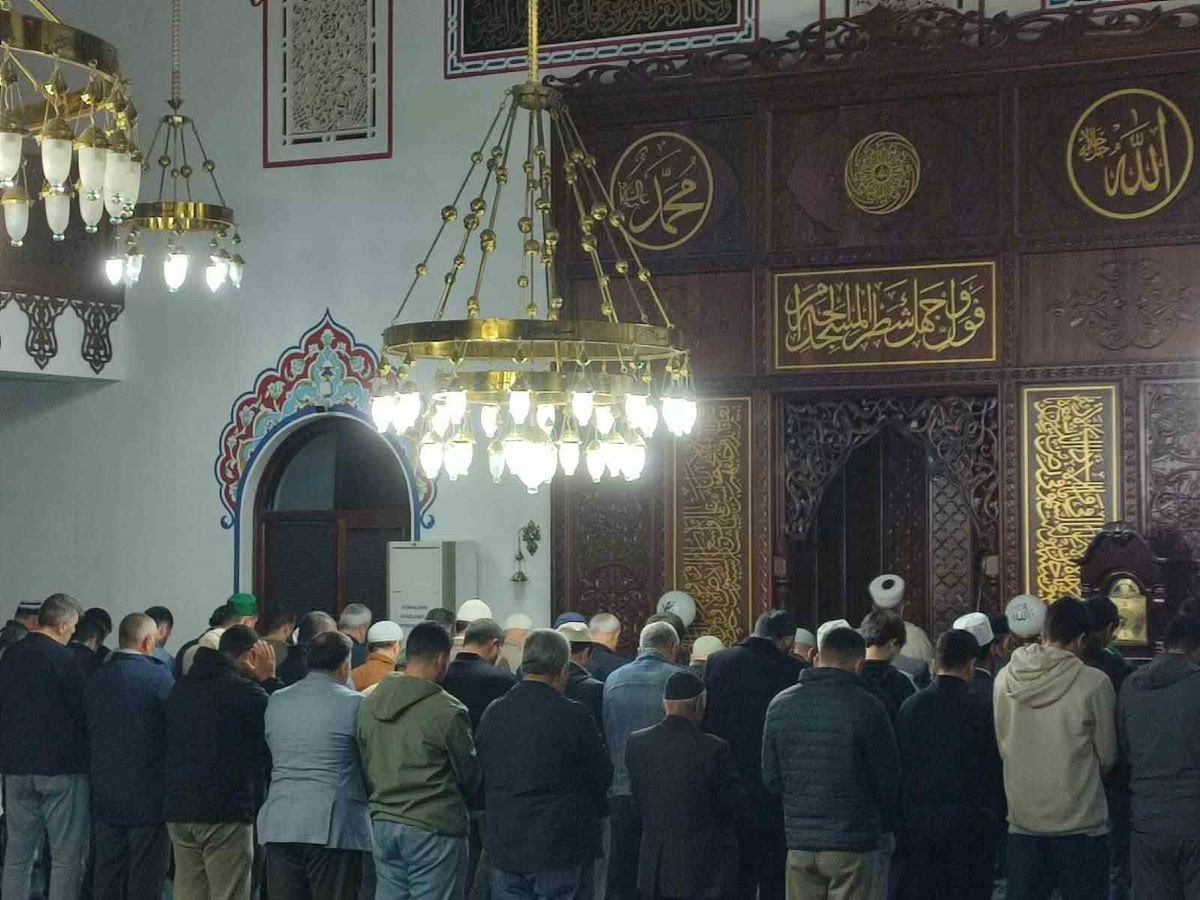 Aydın Efeler'de sabah namazı buluşması Telli Dede Camii'nde gerçekleştirildi