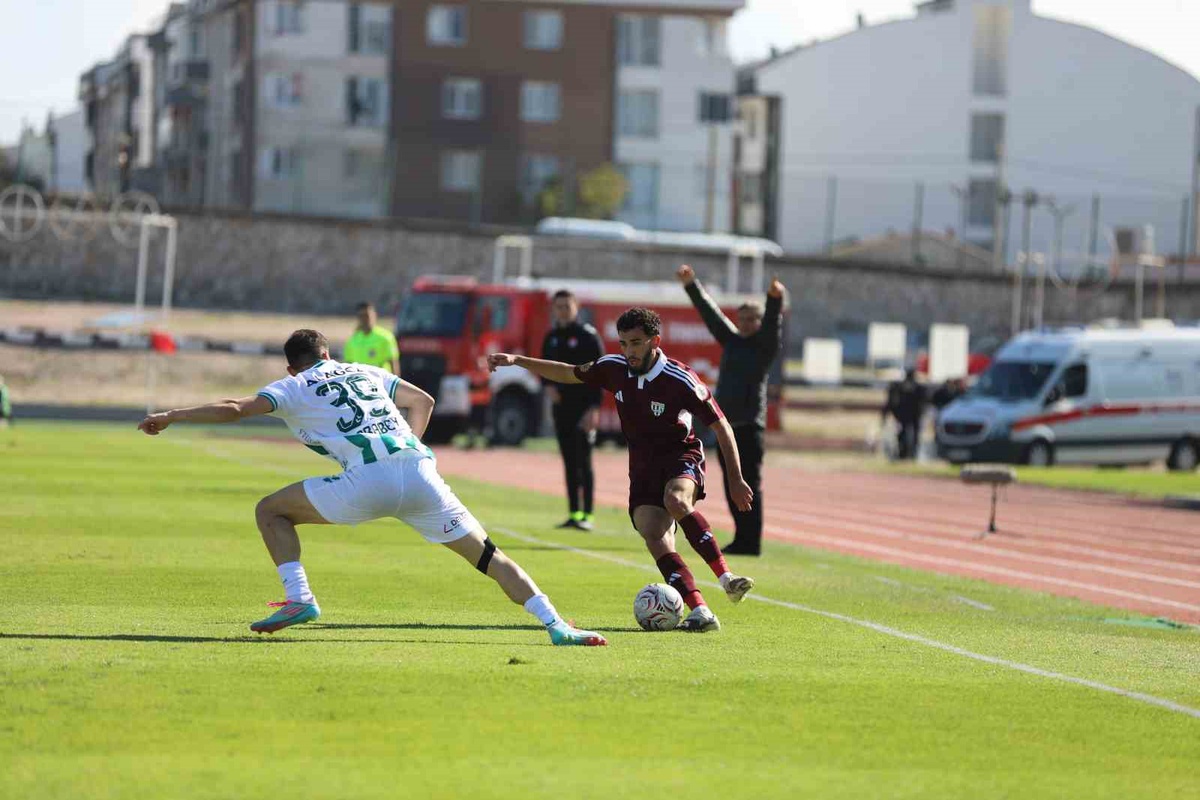 Bandırmaspor, sahasında Iğdır FK'ya 2-1 yenilerek 12. haftayı puansız kapattı