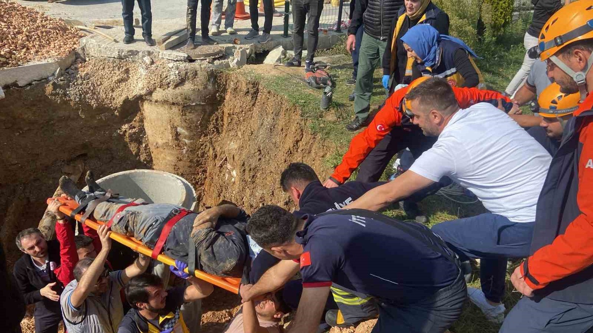 Bilecik Pelitözü'nde göçük altında kalan işçi hastaneye kaldırıldı