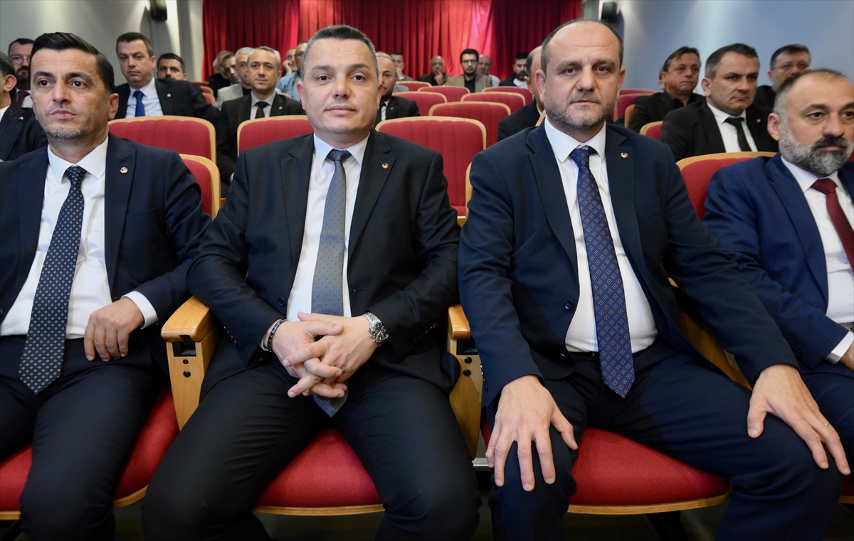 İshak Şengüloğlu, Düzce Ticaret ve Sanayi Odası başkanlığına 29 oyla seçildi