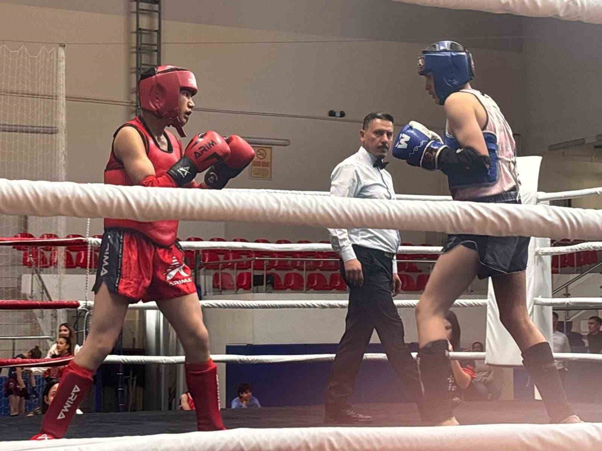 Talas'ta Cumhuriyet Muaythai Müsabakaları