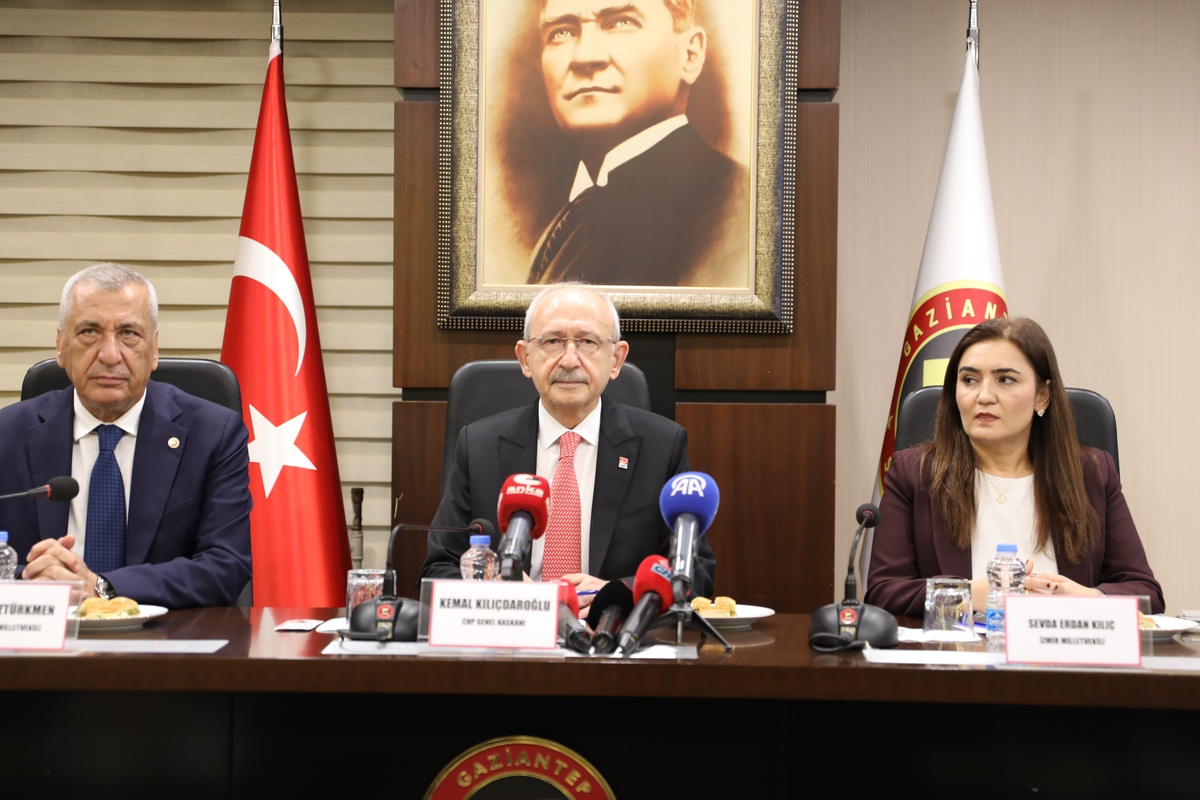 Kılıçdaroğlu Gaziantep'te 'Her mutfakta yangın var' diyerek sorunları sıraladı