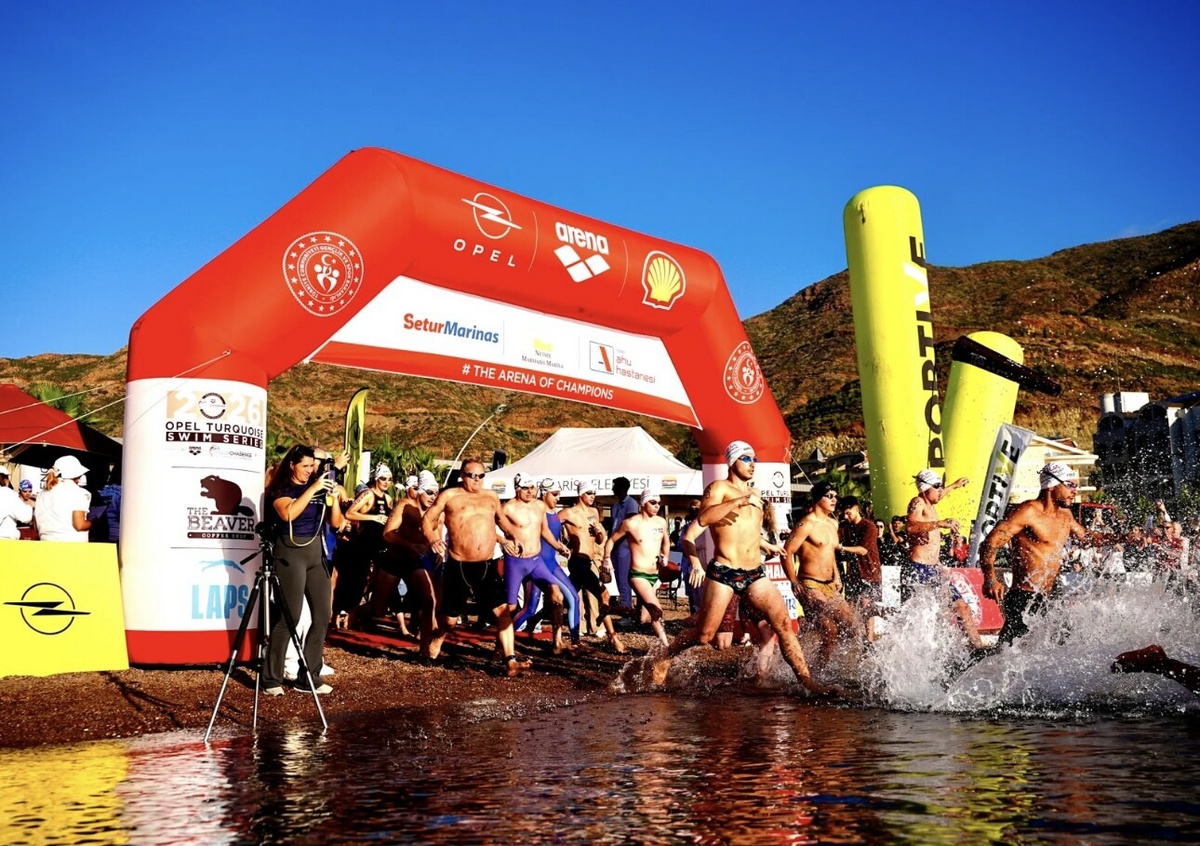 Marmaris'te 22 ülkeden yaklaşık 2 bin 400 sporcuyla şampiyona finali başladı