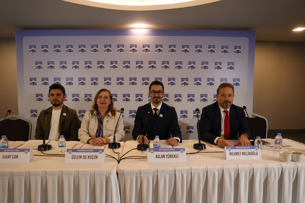 Prof. Dr. Küçük, çocuklarda kozmetik kullanımının ciltte leke yapabileceğini söyledi