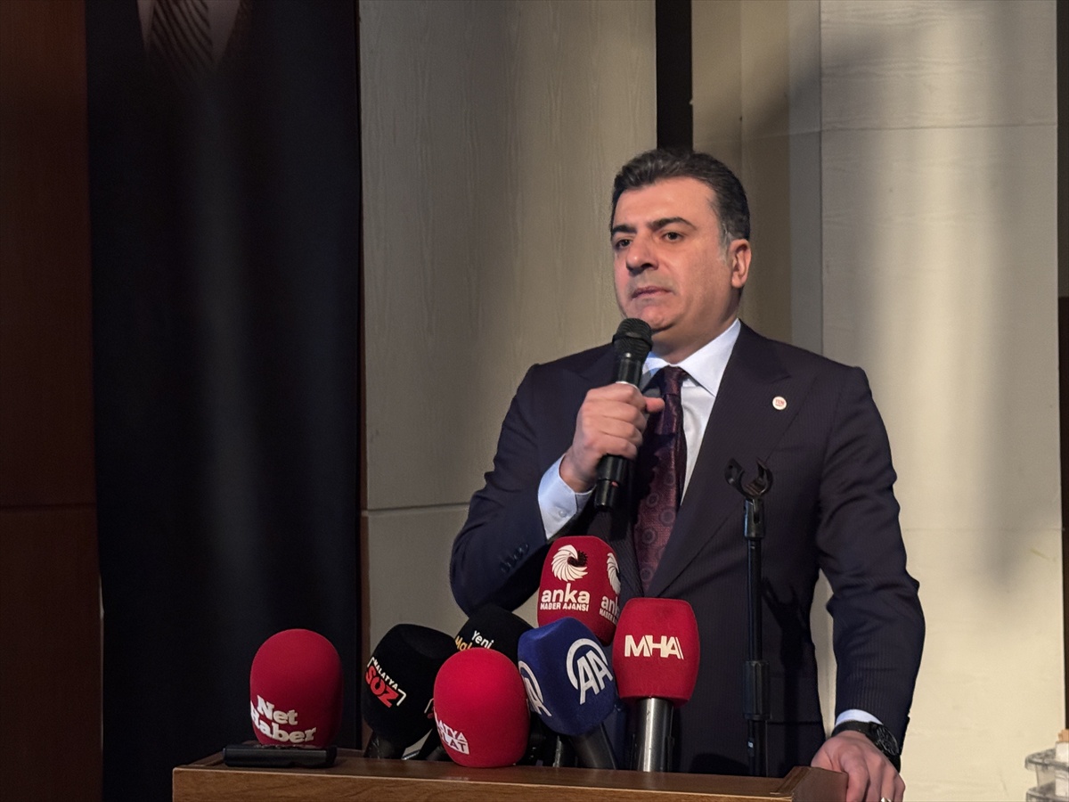 Zeynel Emre, Malatya'da emekli ve asgari ücretlilerin alım gücüne dikkat çekti