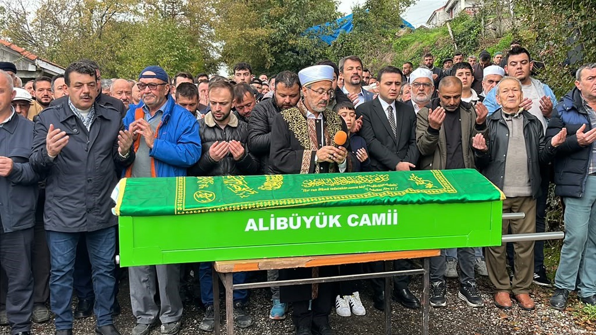 Zonguldak Kilimli'de grizu patlamasında ölen 3 çocuk babası madenci toprağa verildi