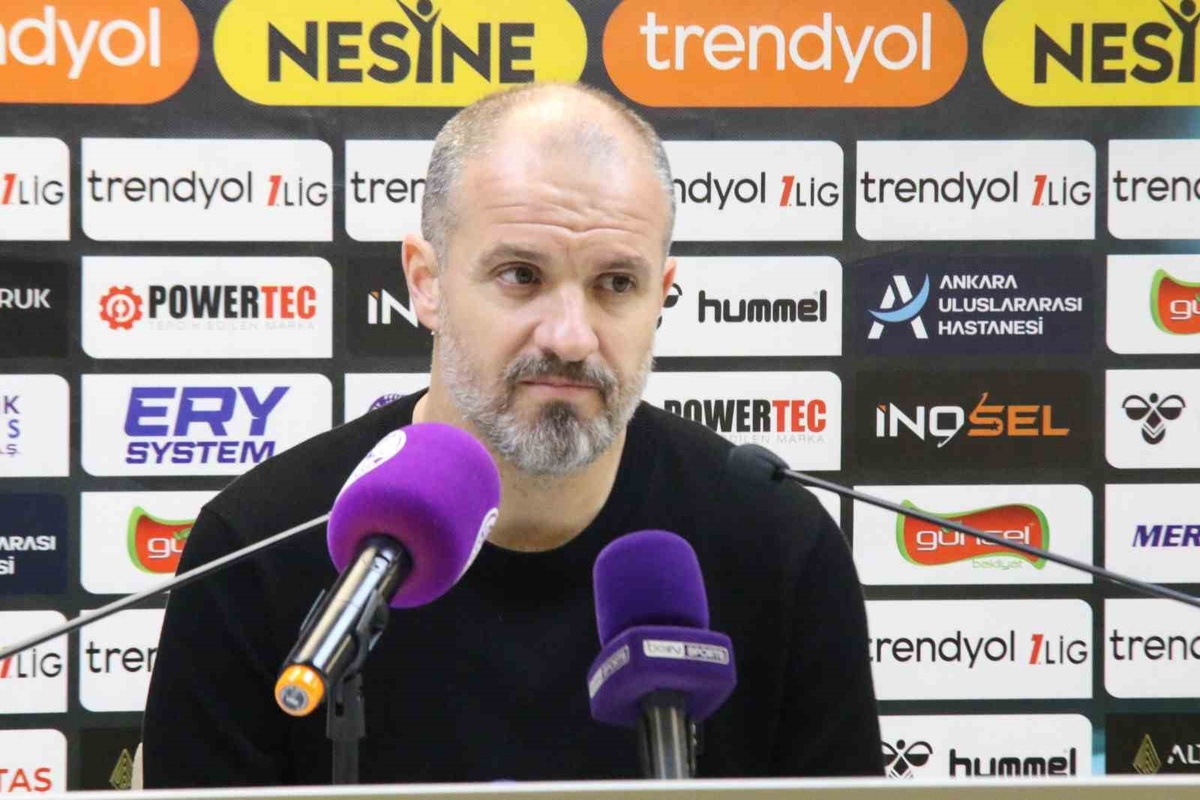 Bursaspor, Ankara Keçiörengücü’nü 4-2 yendi, Mustafa Er liderliği aldıklarını söyledi