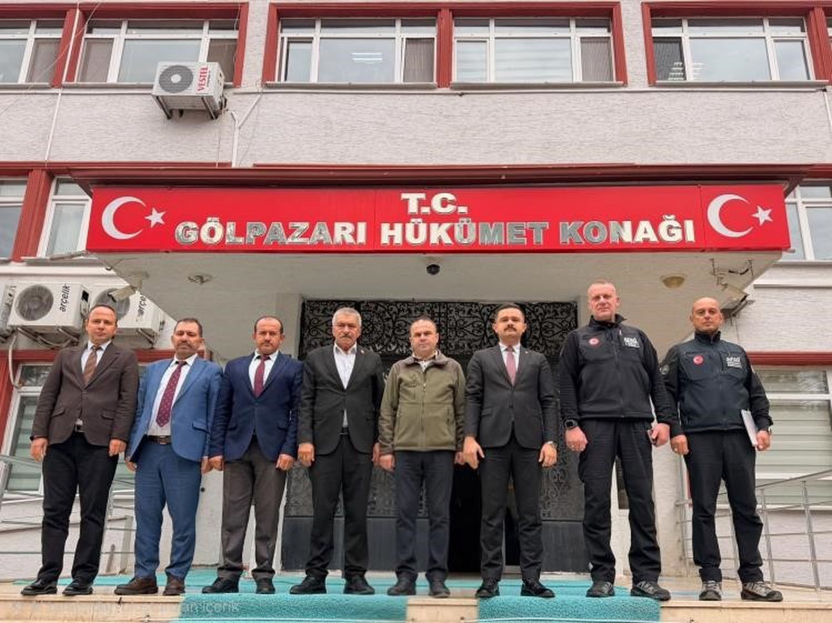 Gölpazarı Kaymakamı Onur Titiz başkanlığında yangın havuzları toplantısı yapıldı