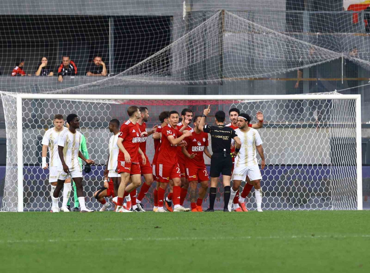 Pendikspor, Kayserispor ile 2-2 berabere kaldı; 90+6'da penaltı golü geldi